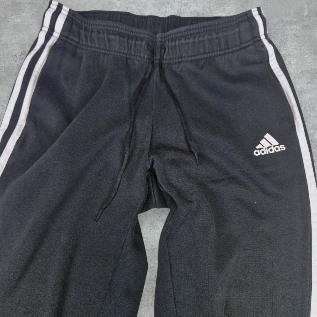 Adidas fekete pamut melegítőnadrág