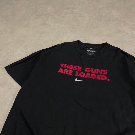 Nike These Guns are loaded póló