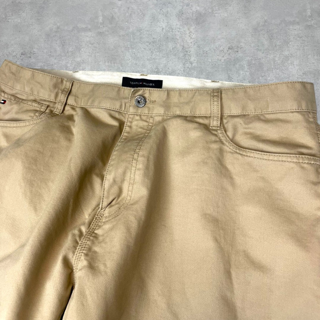 Tommy Hilfiger bézs chinonadrág