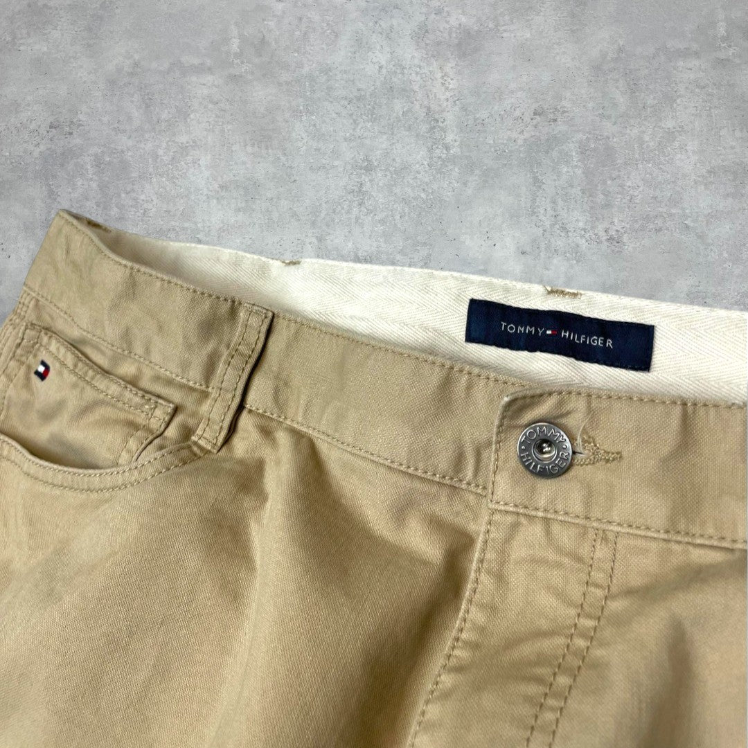 Tommy Hilfiger bézs chinonadrág