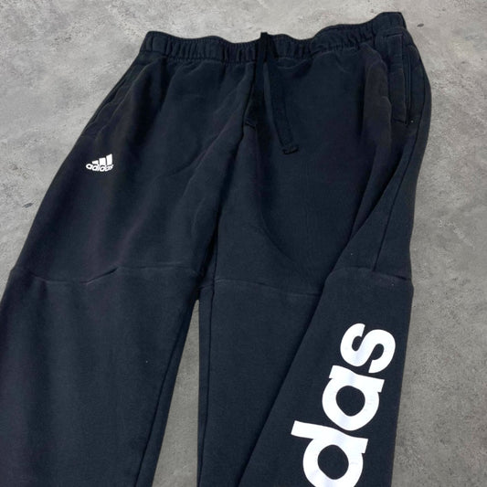 Adidas fekete oldallogós melegítőnadrág