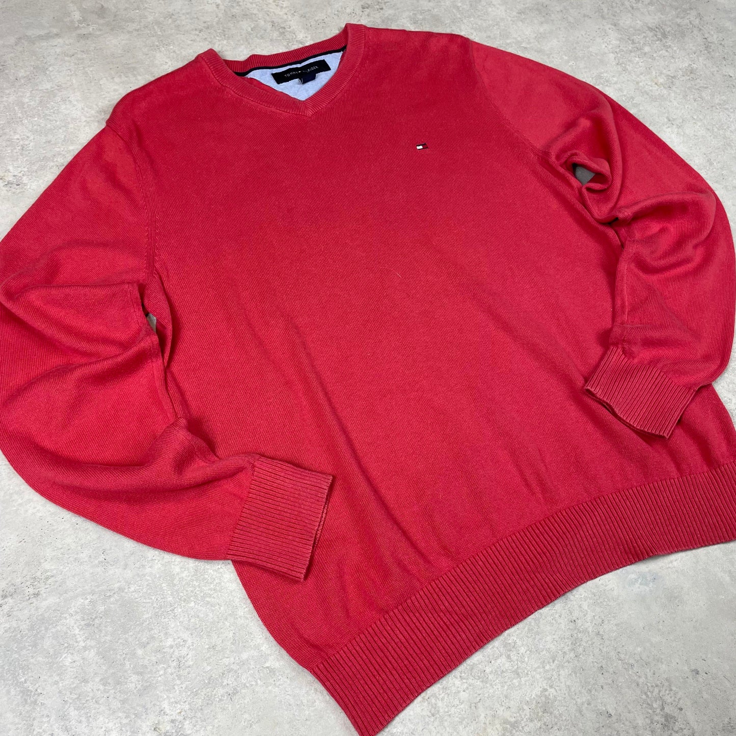 Tommy Hilfiger barackszínű v-nyakú pulóver