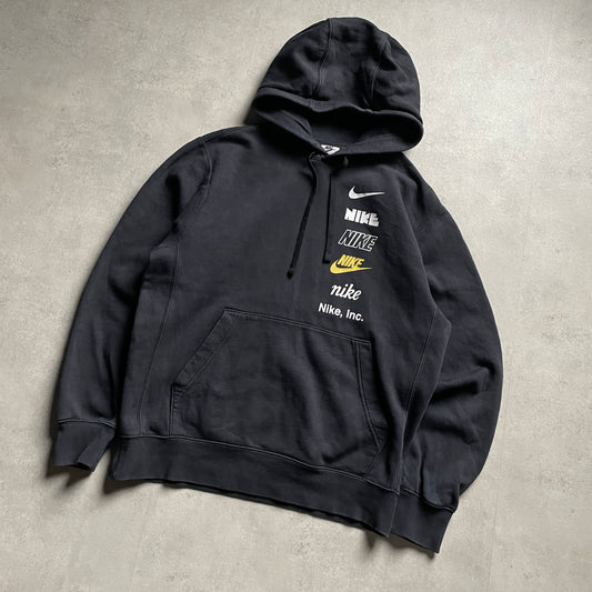 Nike fekete multilogo hoodie