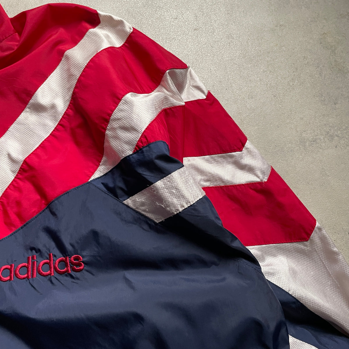 Adidas reflektív széldzseki