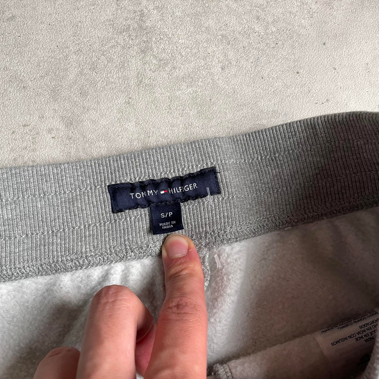 Tommy Hilfiger szürke melegítőnadrág