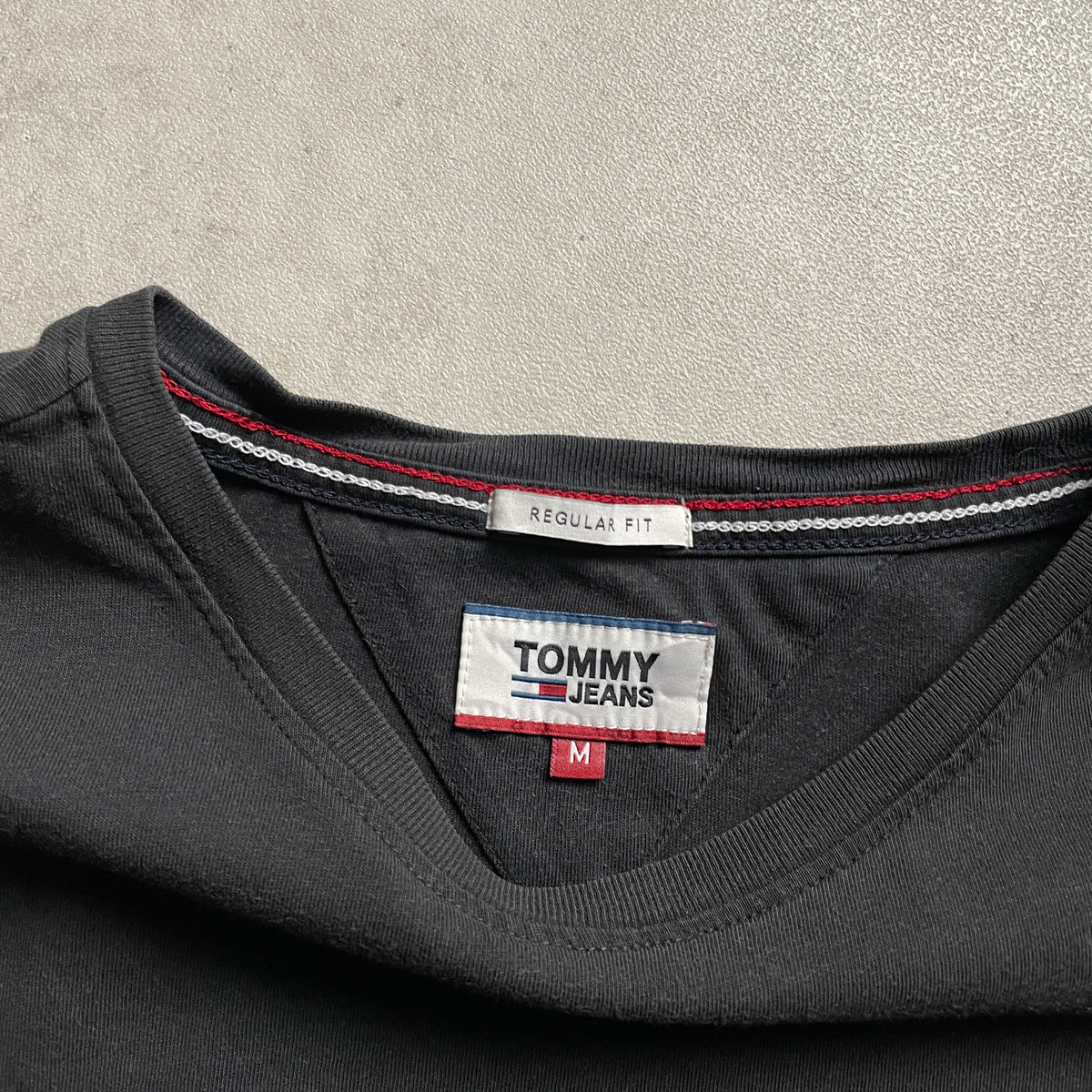 Tommy Jeans regular fit póló