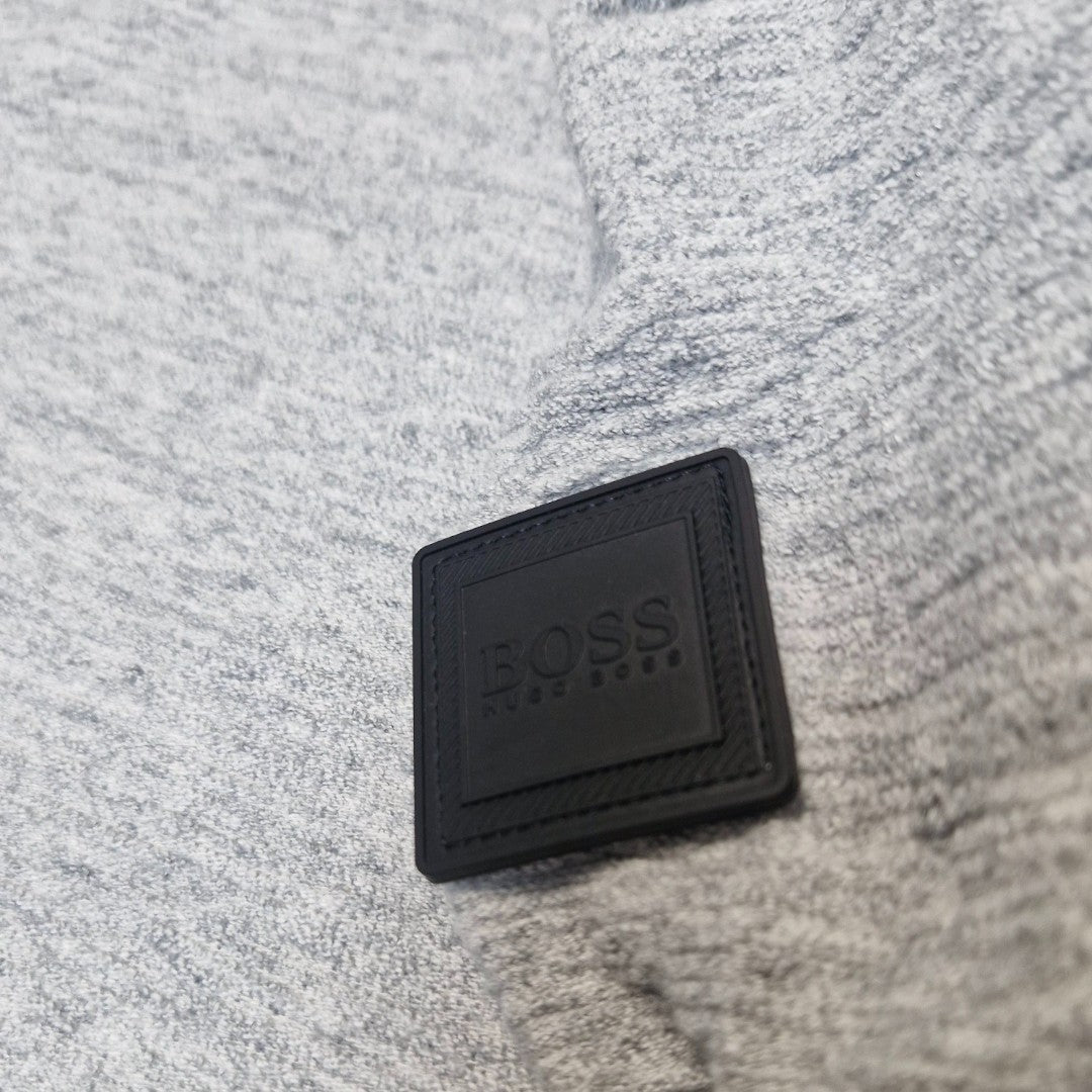 Hugo Boss világosszürke pulóver