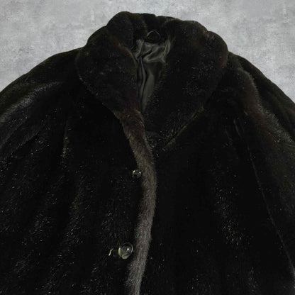 Univerzál Keszthely vintage szőrmés kabát