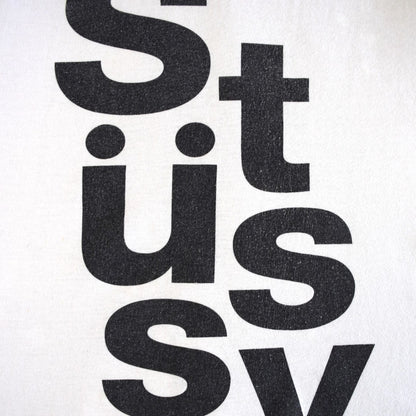 Stüssy Letters print trikó