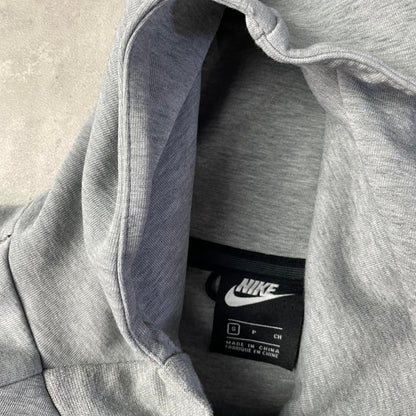 Nike szürke tech fleece melegítő szett