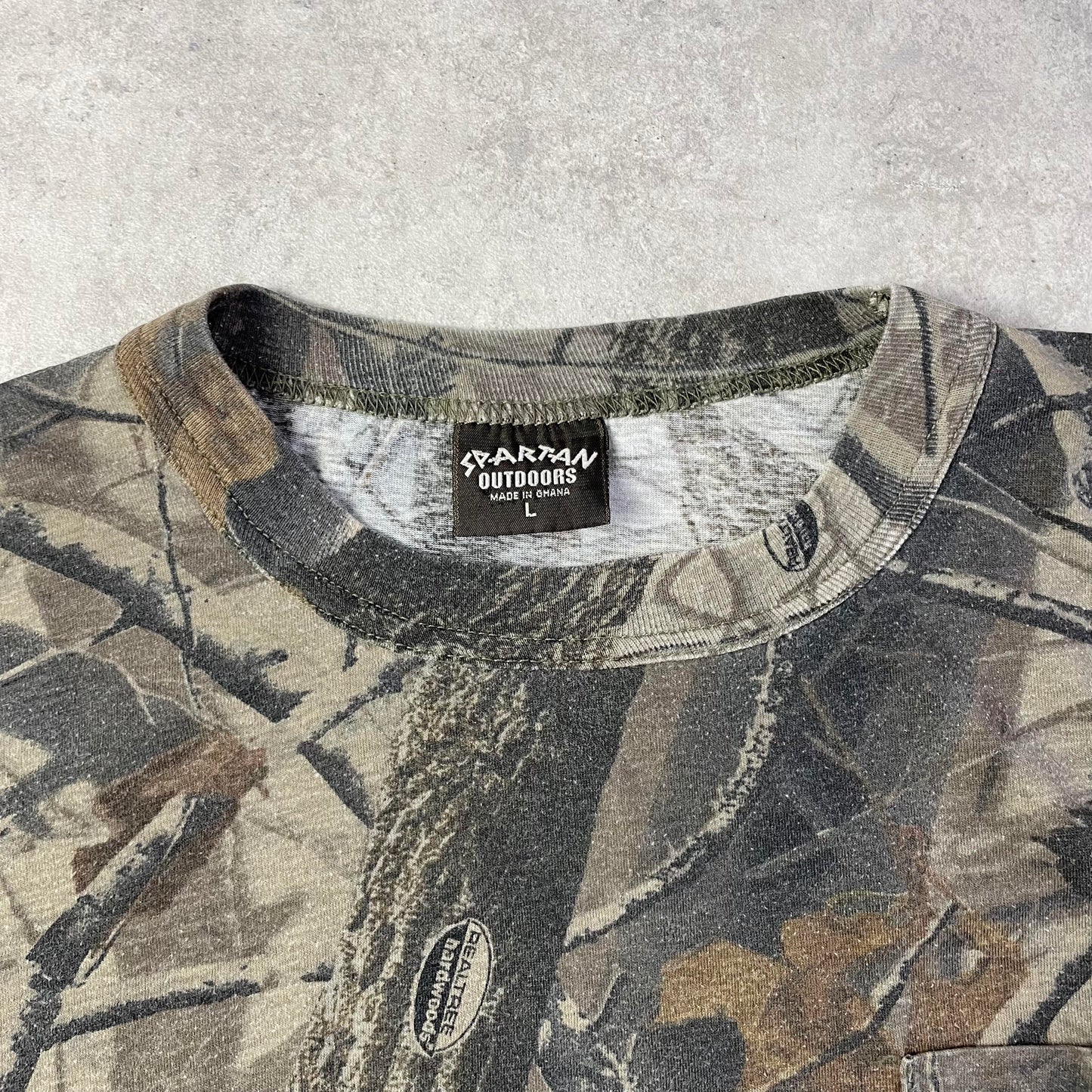 Spartan Outdoors Realtree póló