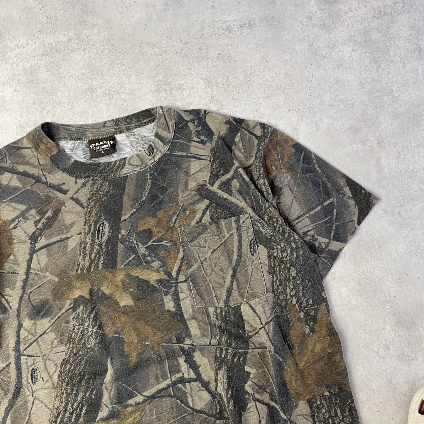 Spartan Outdoors Realtree póló