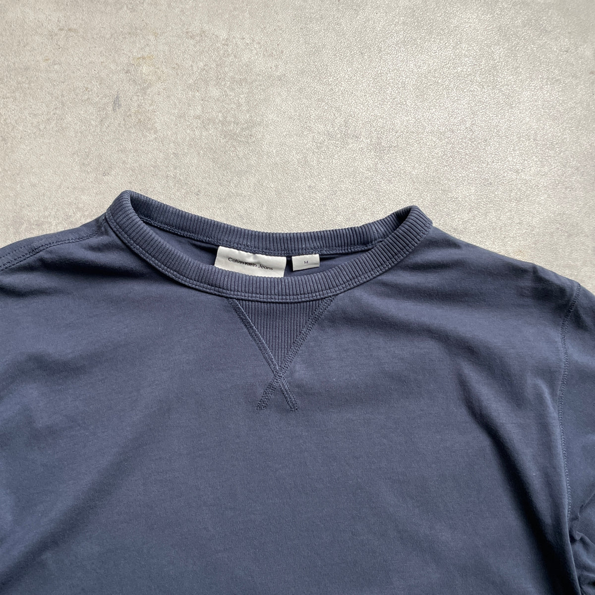Calvin Klein badge póló