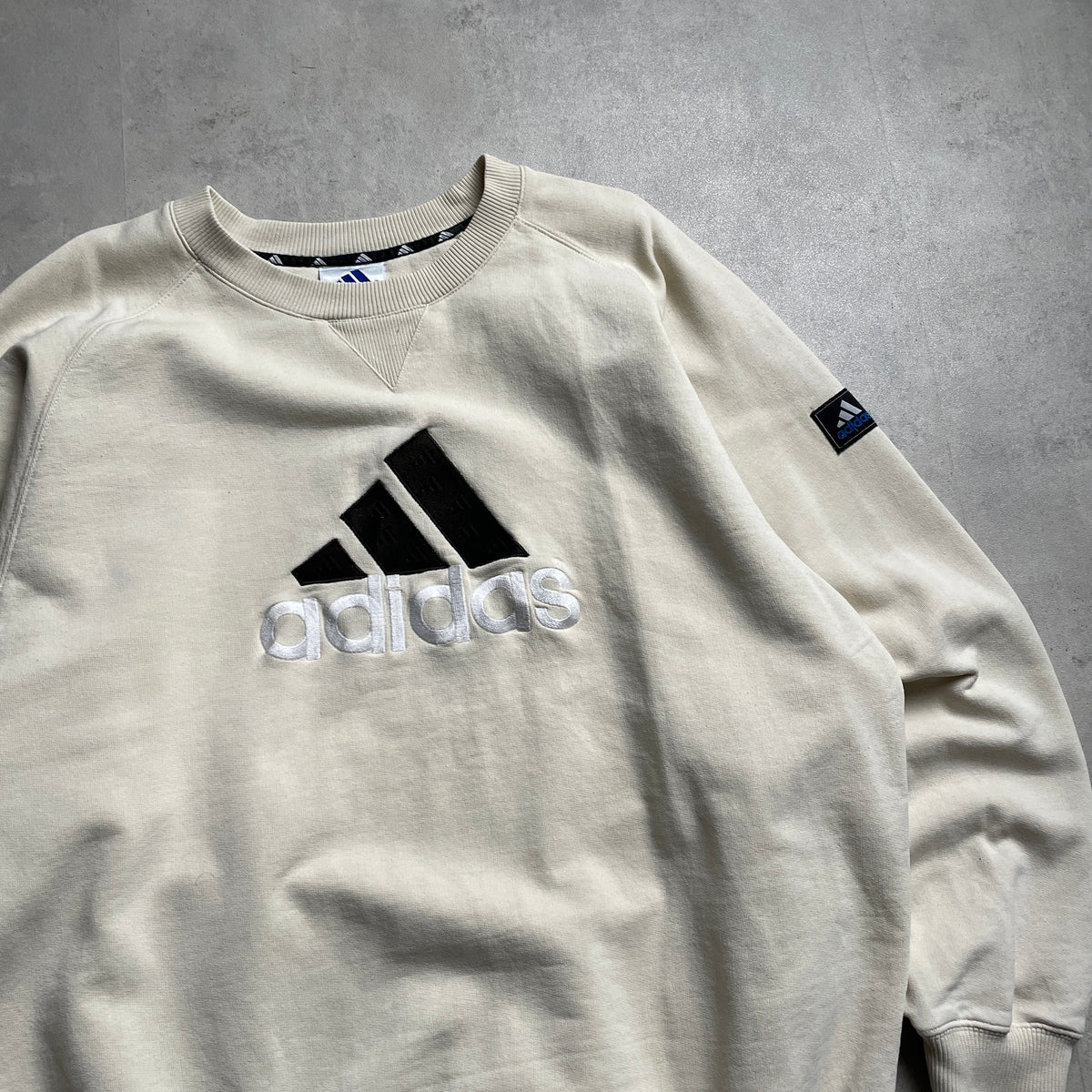 Vintage Adidas big logo crewneck