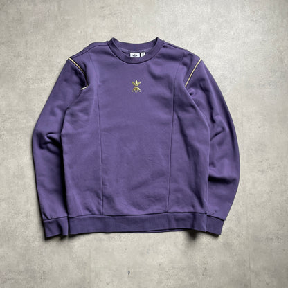 Adidas lila center logo crewneck