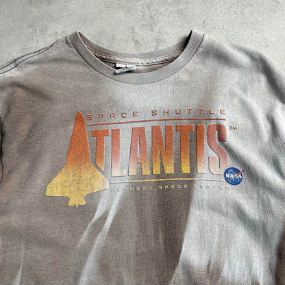 Vintage Delta Pro Nasa Atlantis batikolt póló