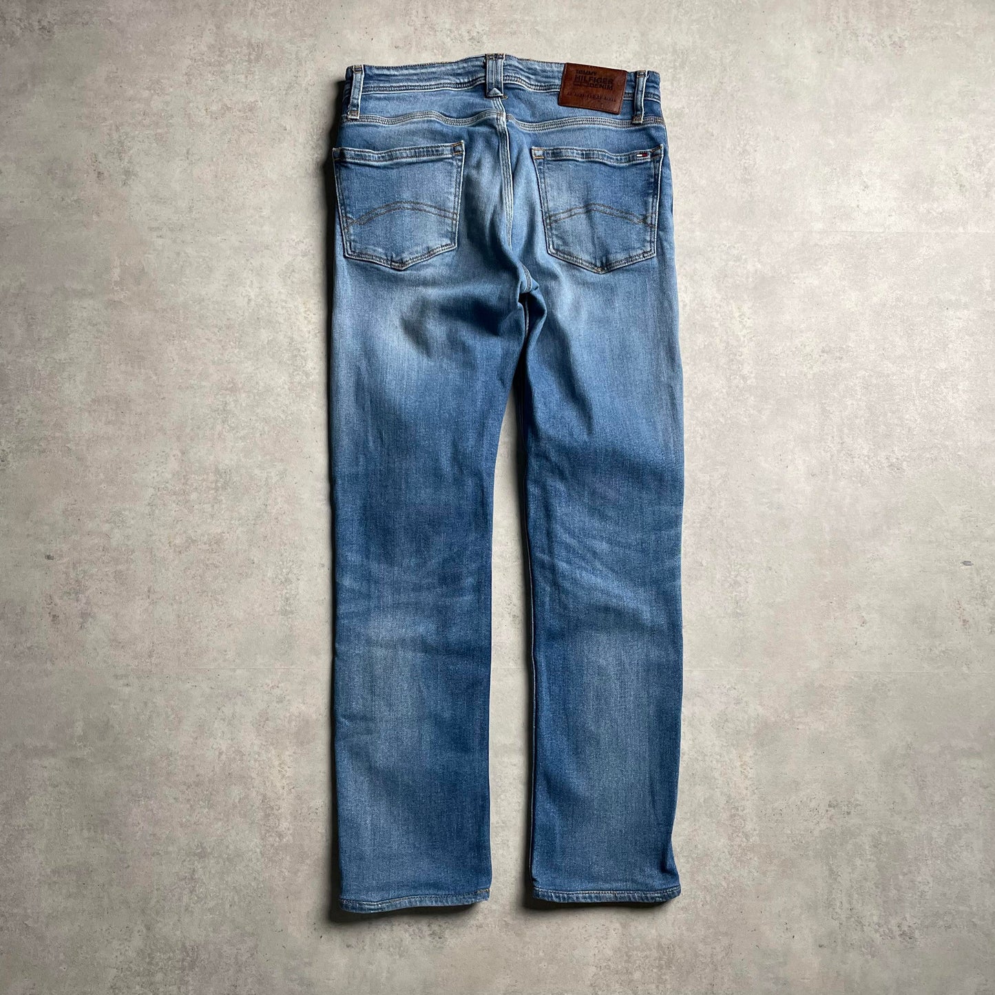 Tommy Hilfiger straight fit farmernadrág