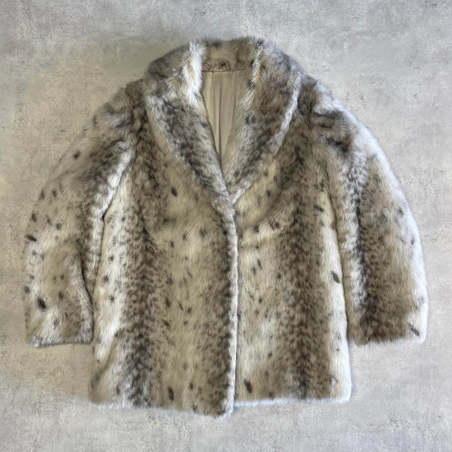 Vintage fehér szőrmekabát