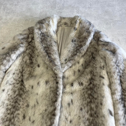 Vintage fehér szőrmekabát