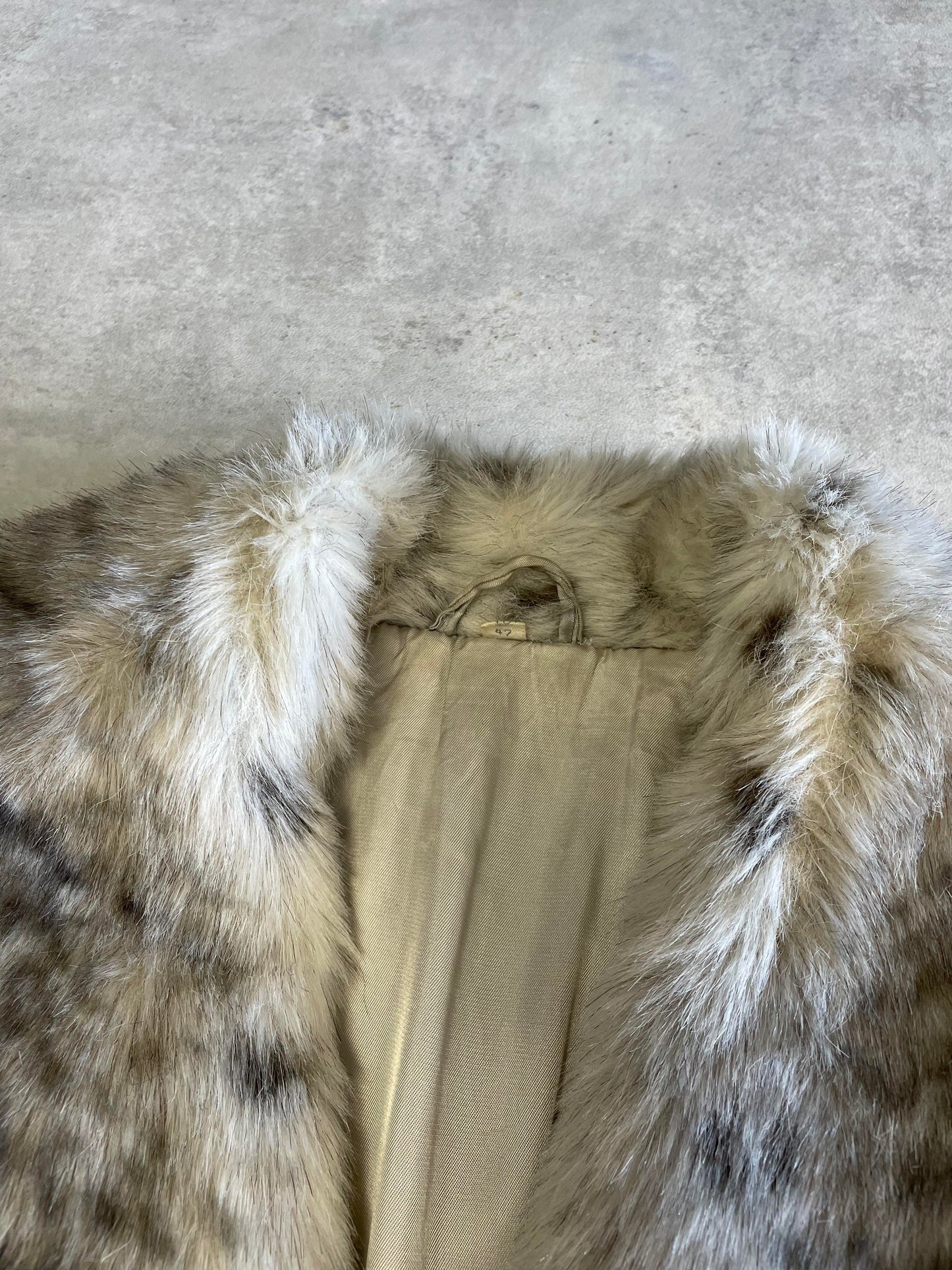 Vintage fehér szőrmekabát