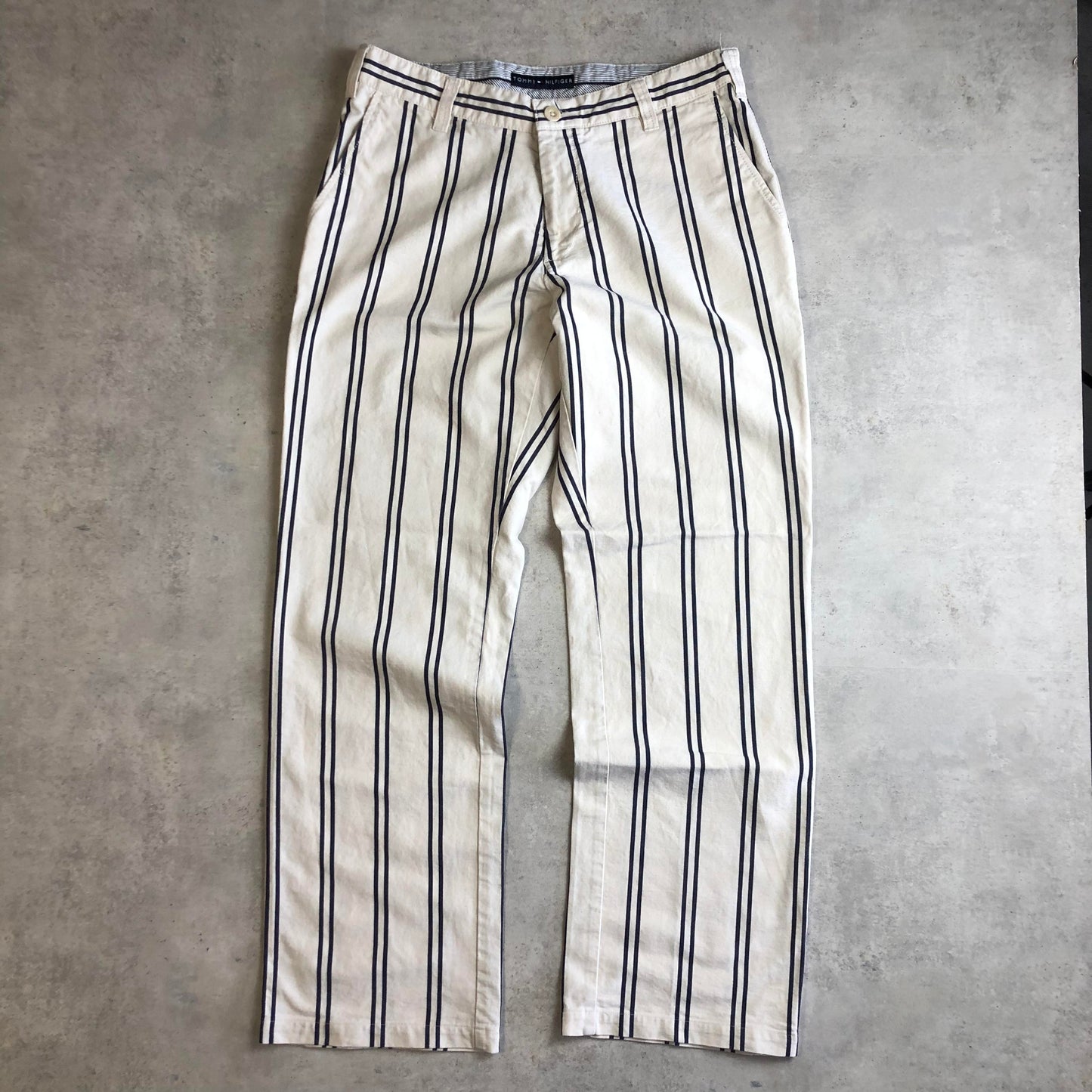 Tommy Hilfiger csíkos nadrág