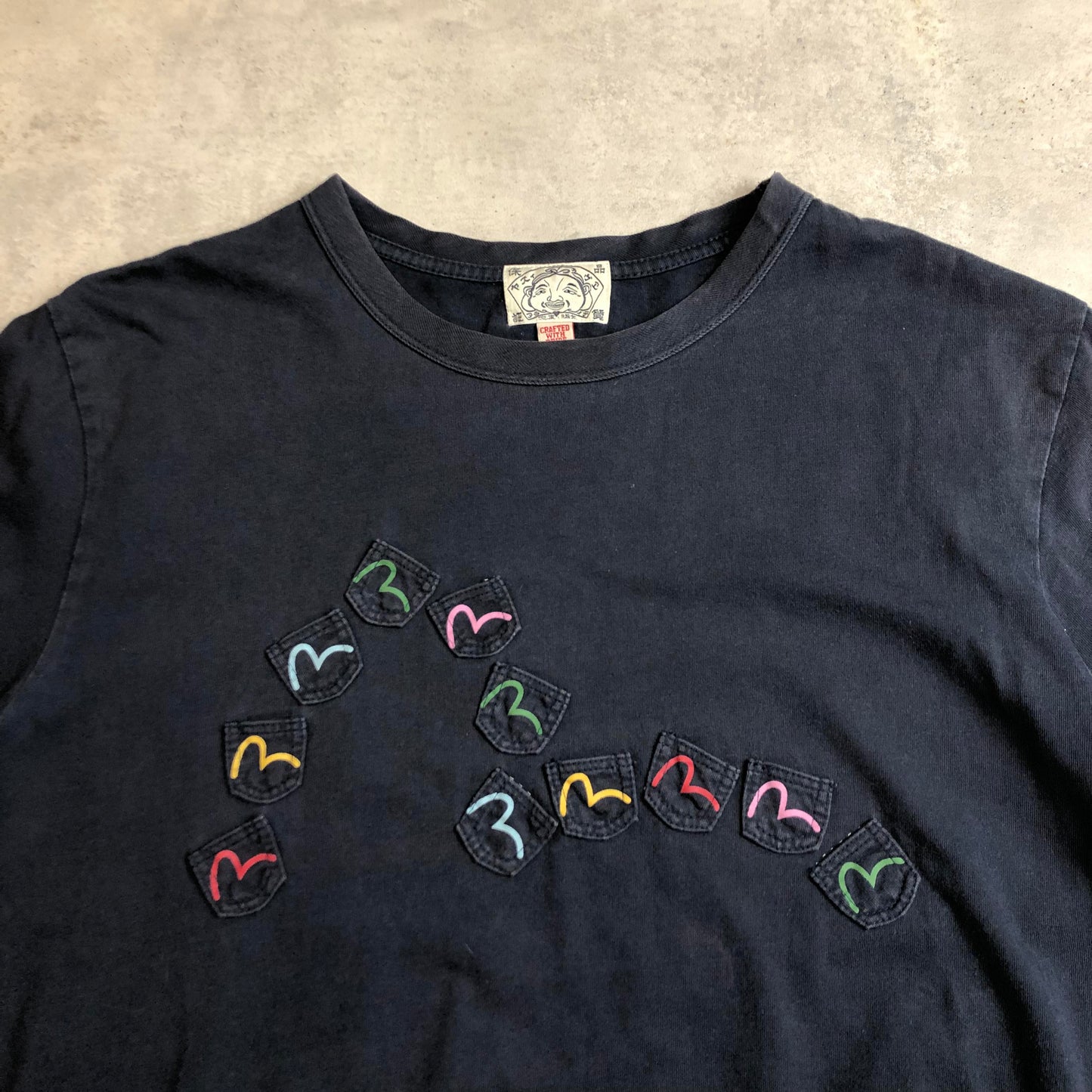 Evisu multi pocket póló