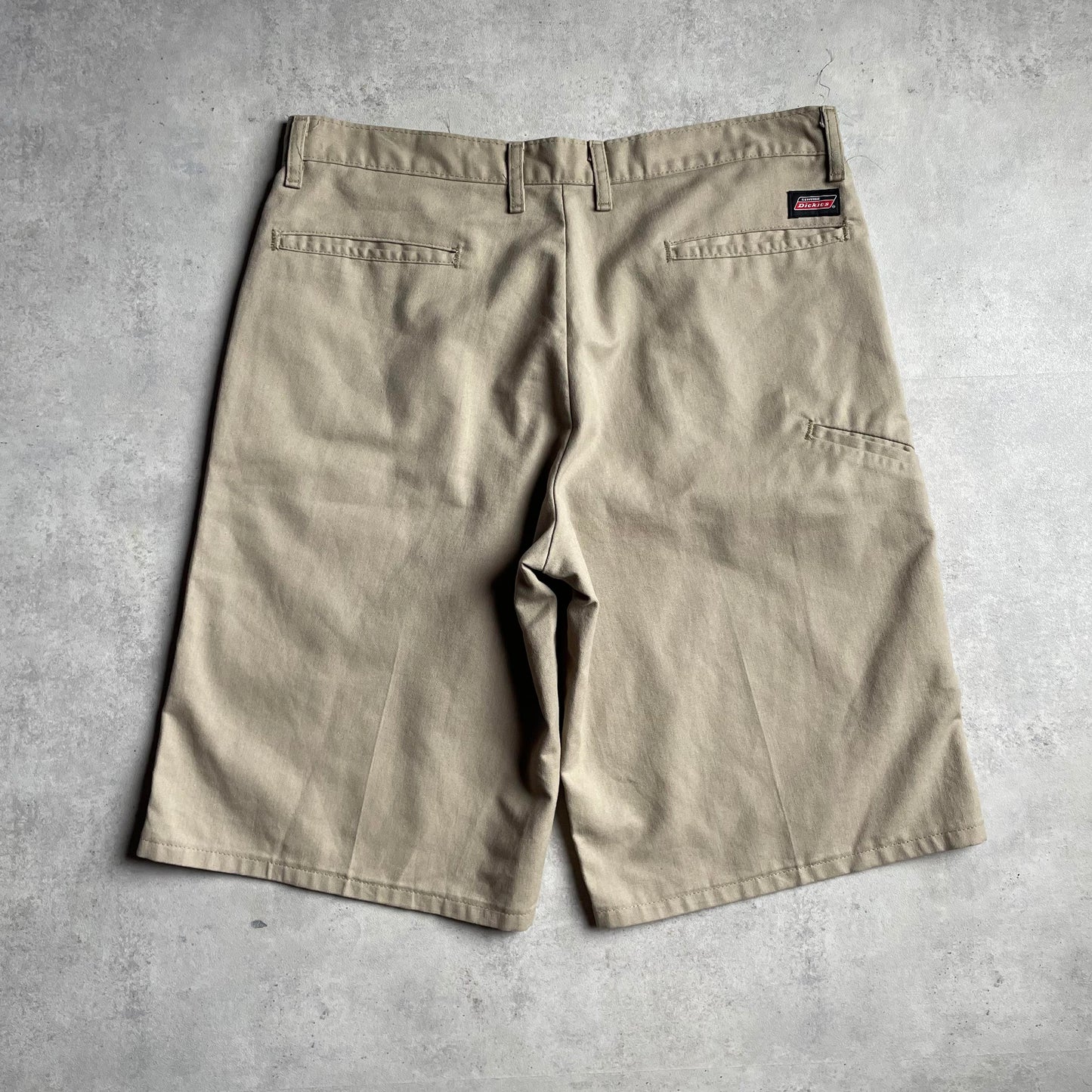 Dickies bézs rövidnadrág hosszú szár