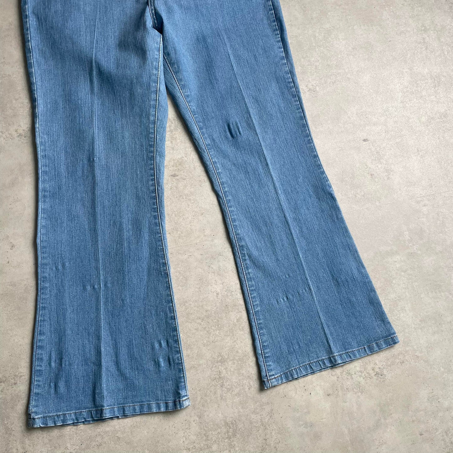 Lee classic fit flare farmernadrág