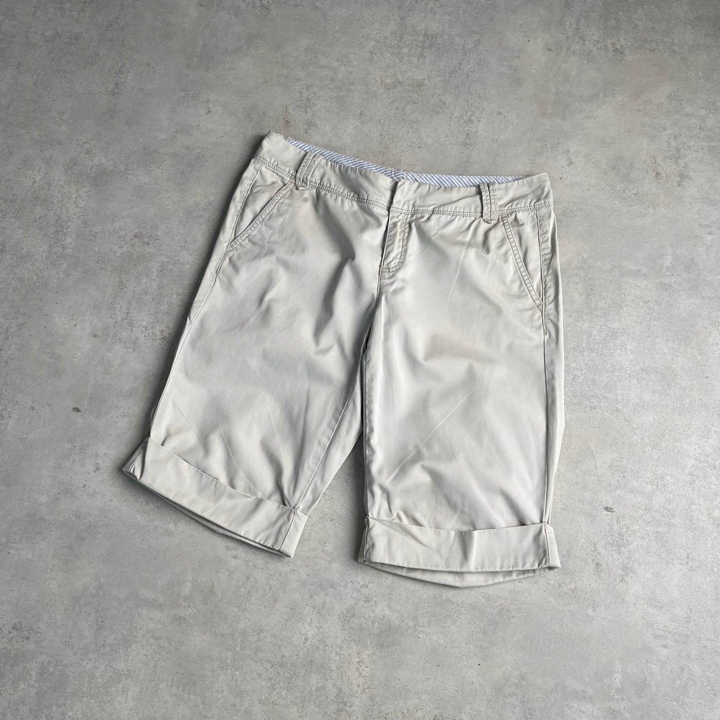 Tommy Hilfiger bézs rövidnadrág