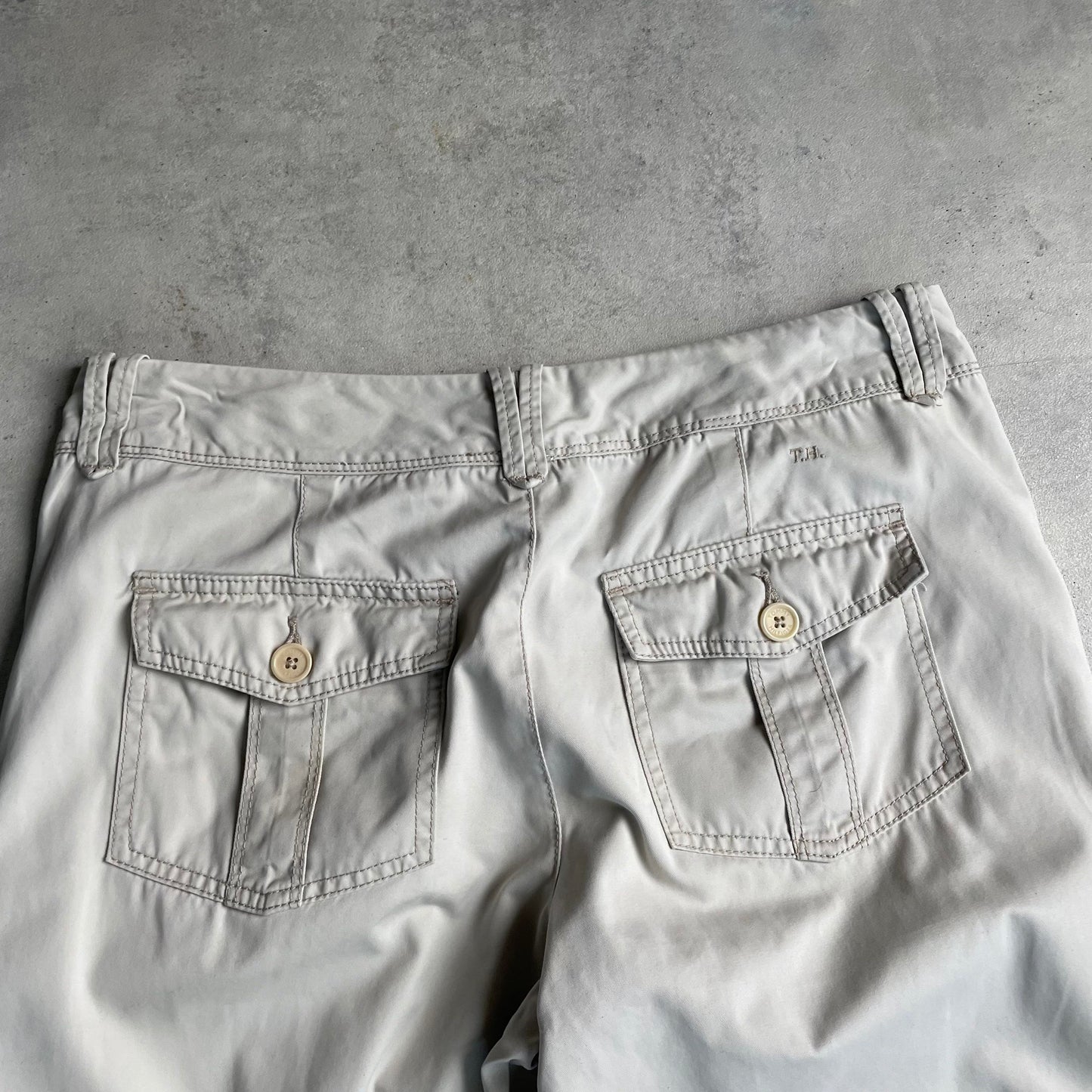 Tommy Hilfiger bézs rövidnadrág
