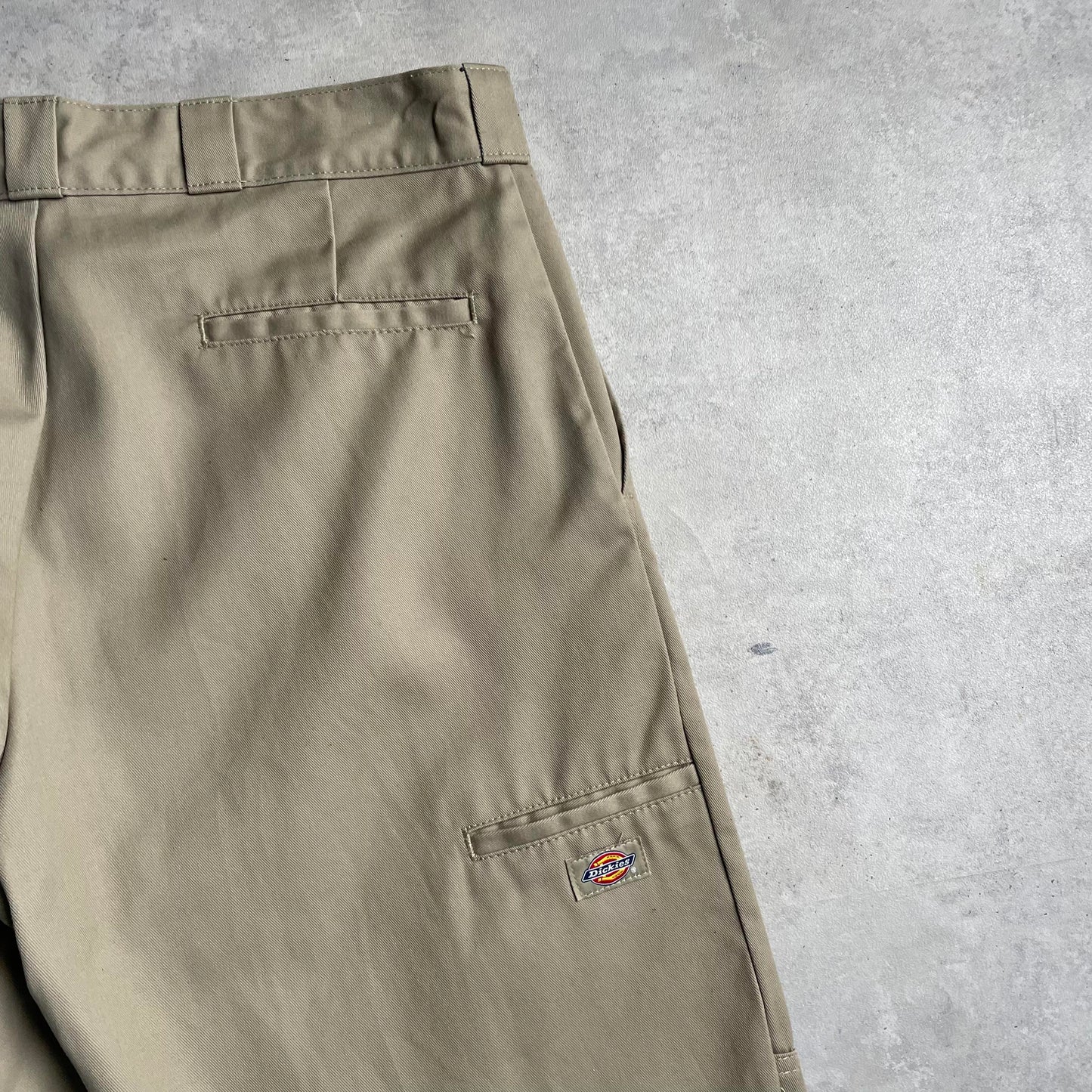 Dickies bézs loose fit rövidnadrág