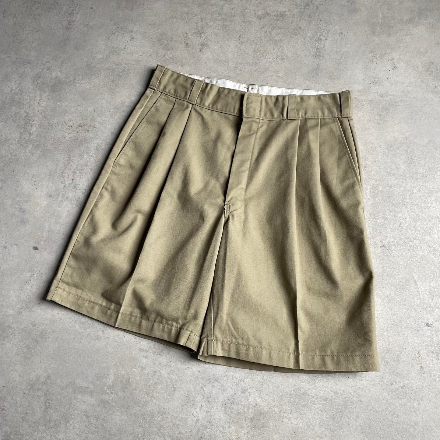 Dickies bézs rövidnadrág