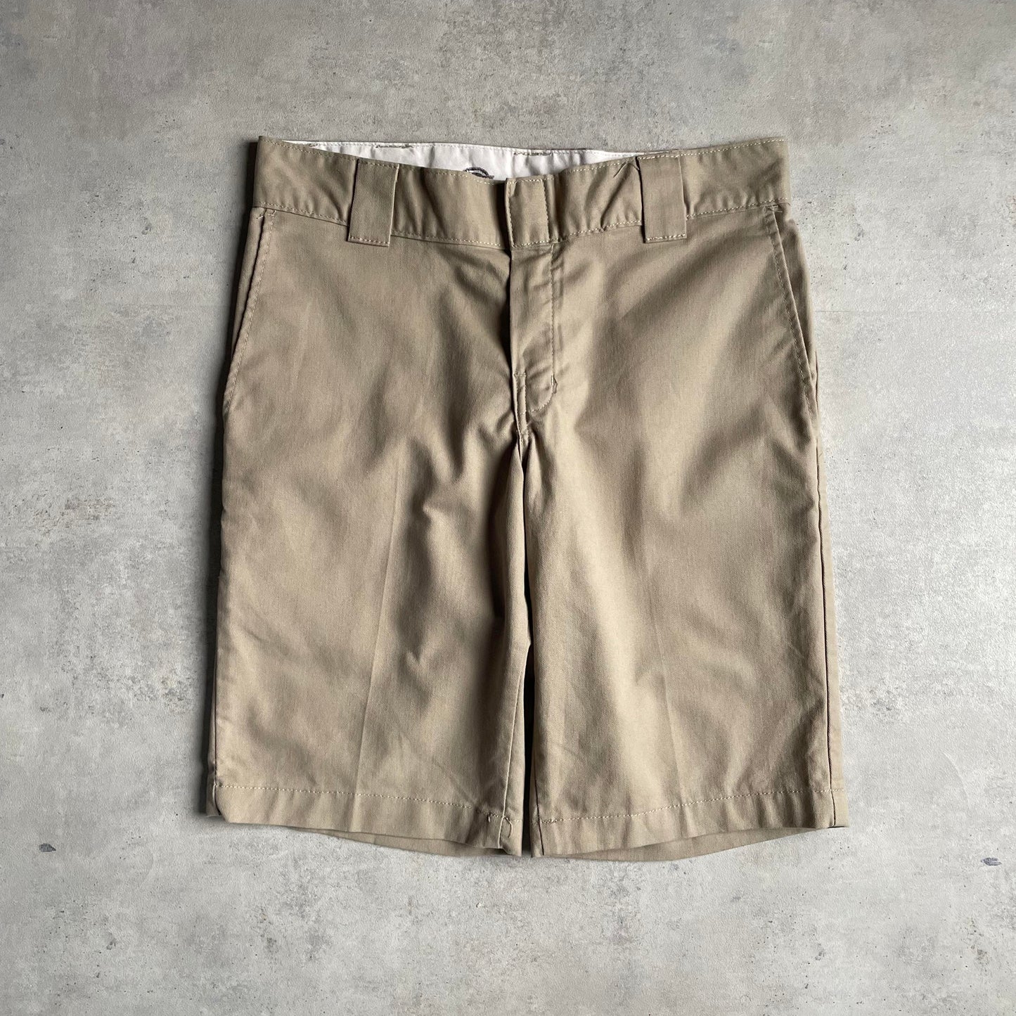 Dickies bézs slim fit rövidnadrág
