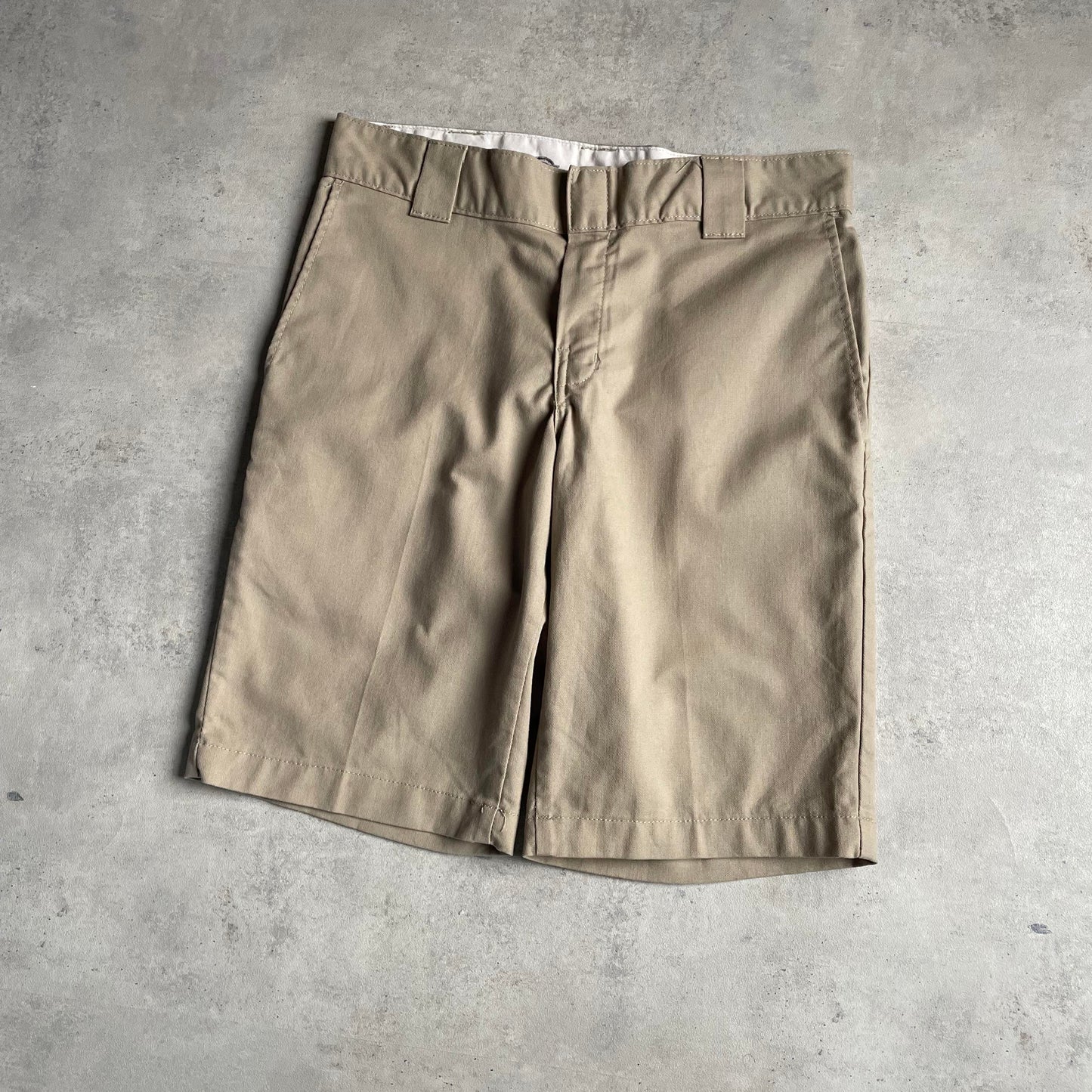 Dickies bézs slim fit rövidnadrág