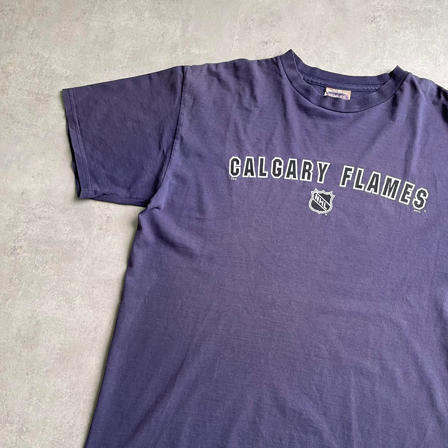 Vintage Waves Calgary Flames póló