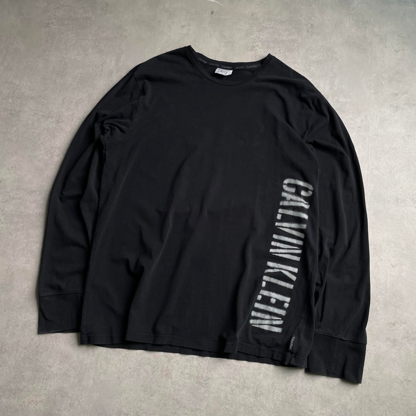 Calvin Klein fekete longsleeve