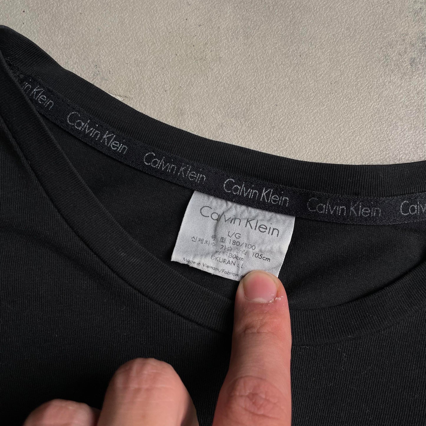 Calvin Klein fekete longsleeve
