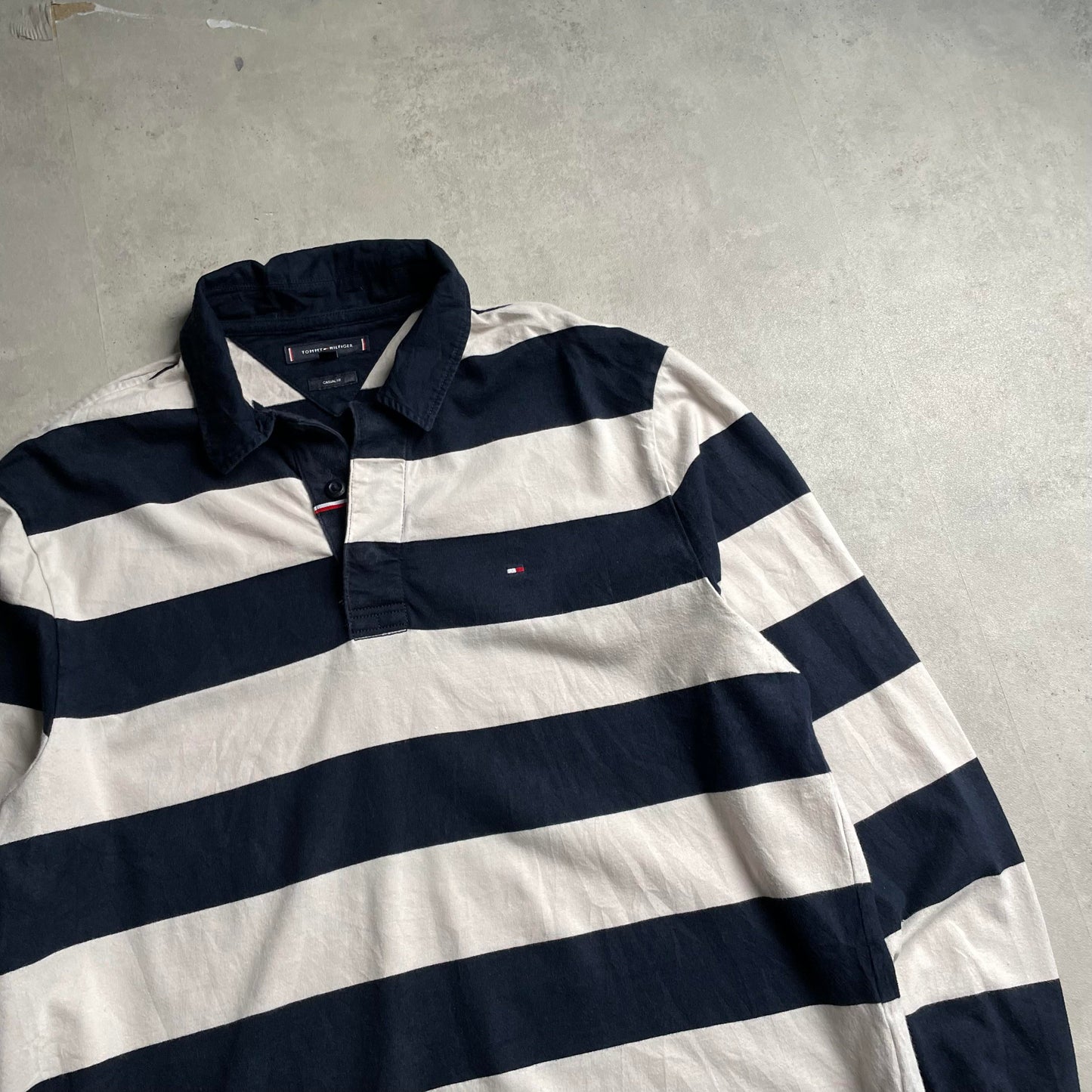 Tommy Hilfiger csíkos rugbyshirt