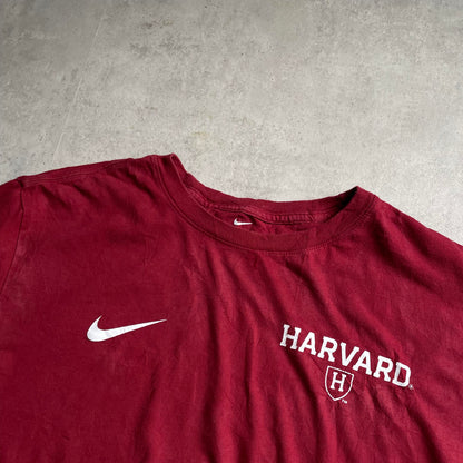 Nike x Harvard University póló