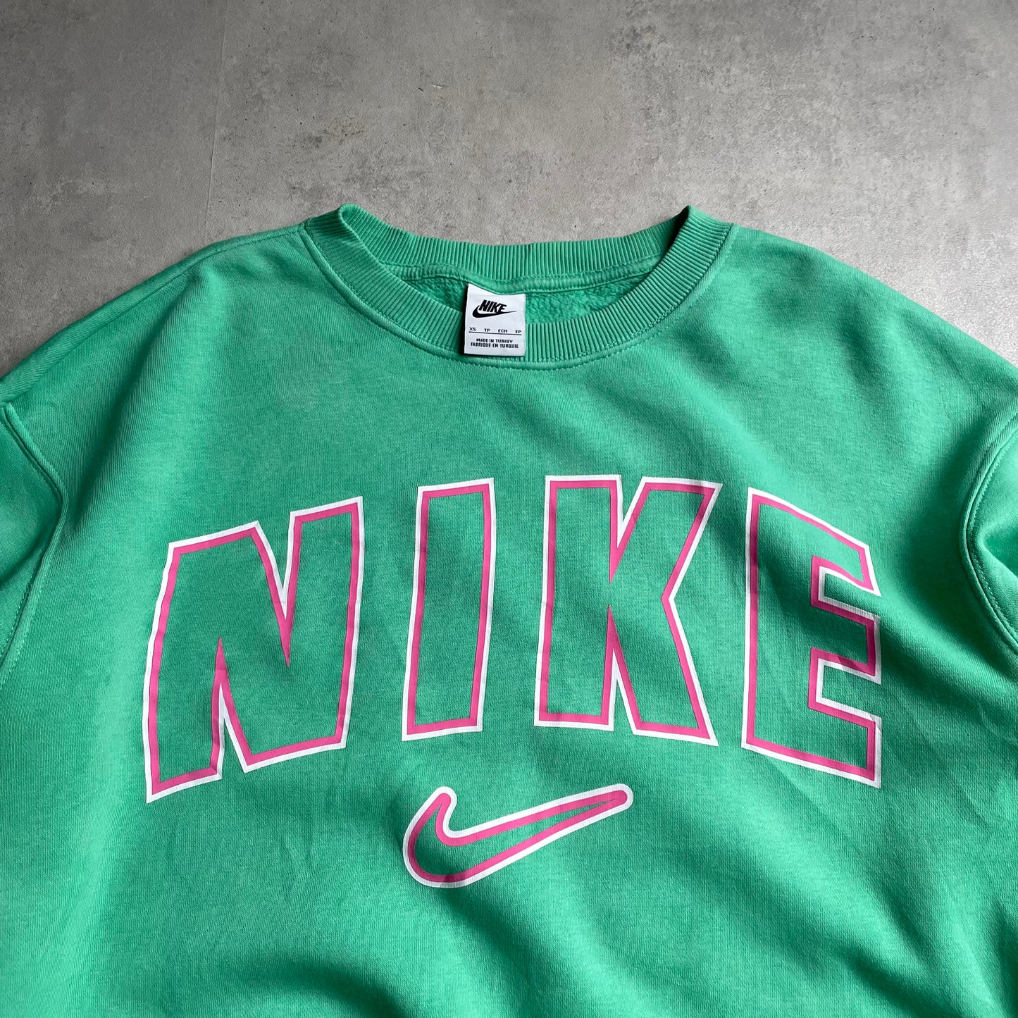 Nike retro style oversized crewneck
