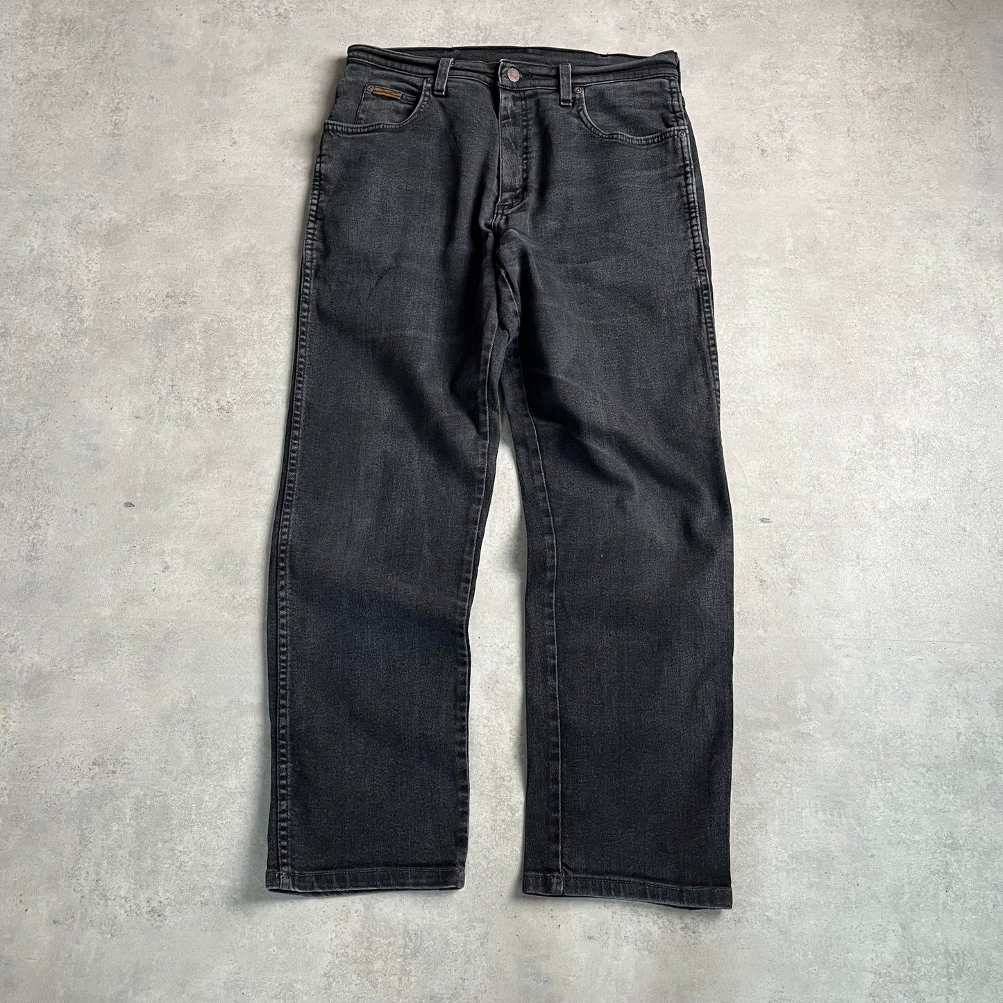 Wrangler szürke straight fit farmernadrág