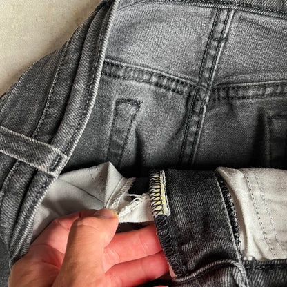 Wrangler szürke straight fit farmernadrág