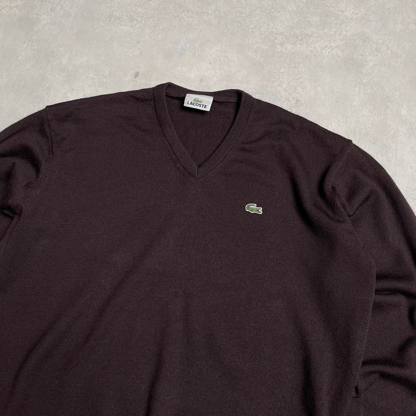 Lacoste v-nyakú kötött pulóver