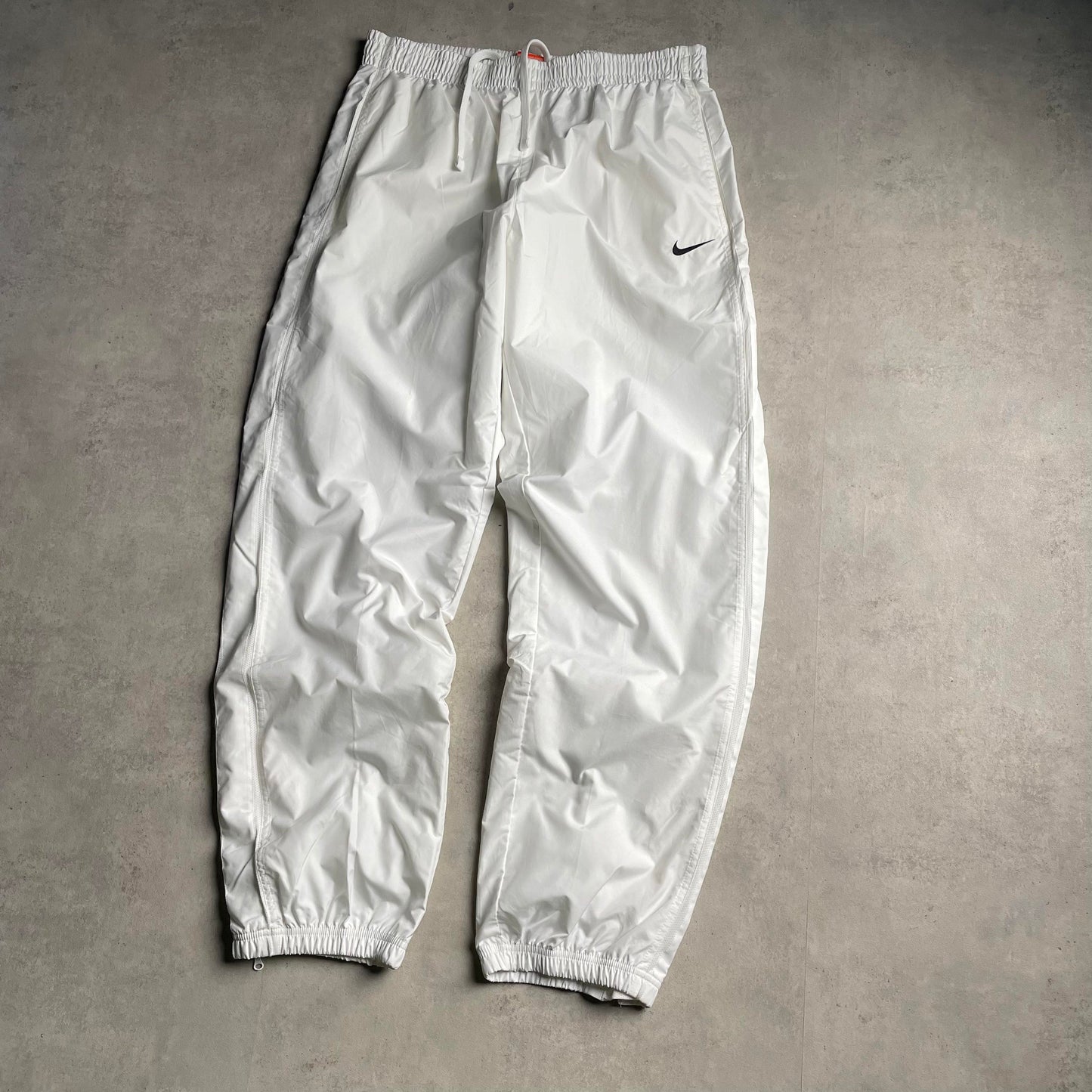 Nike fehér susogós melegítőnadrág