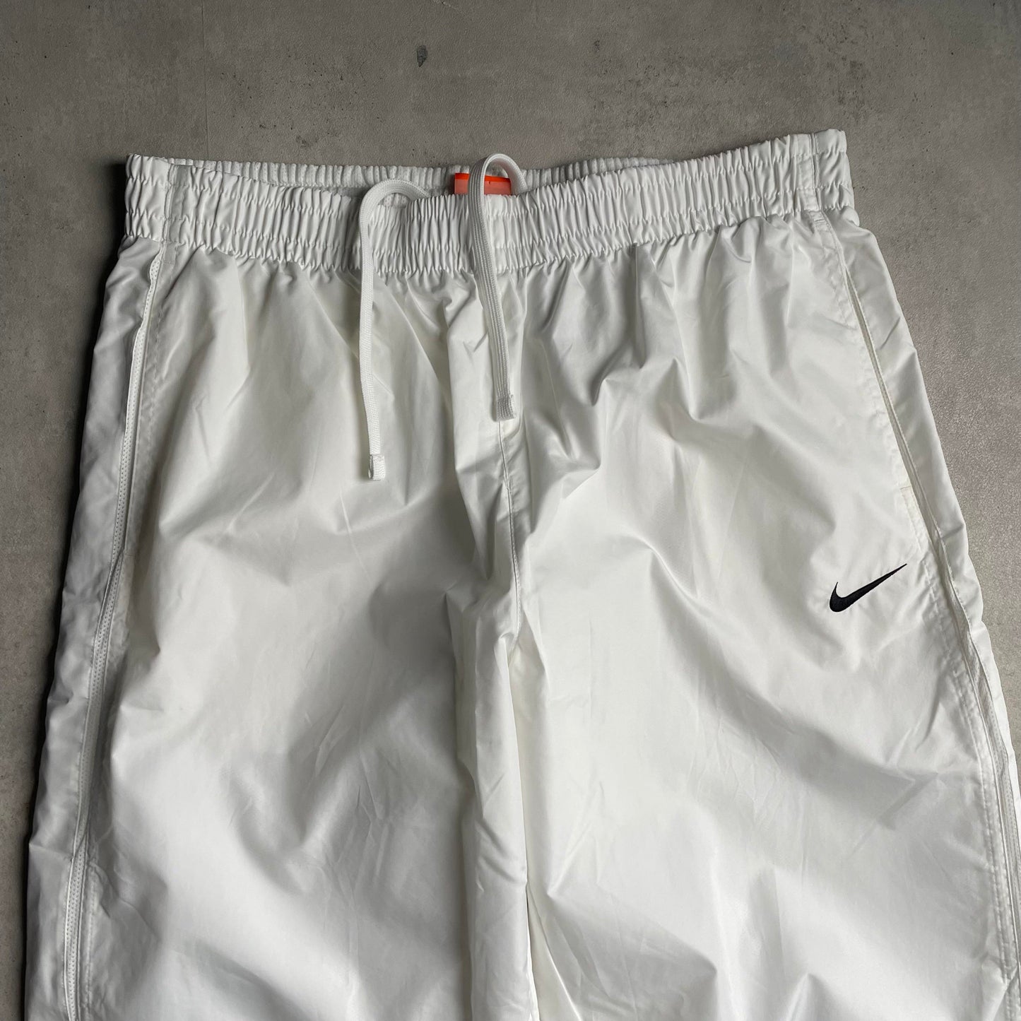 Nike fehér susogós melegítőnadrág
