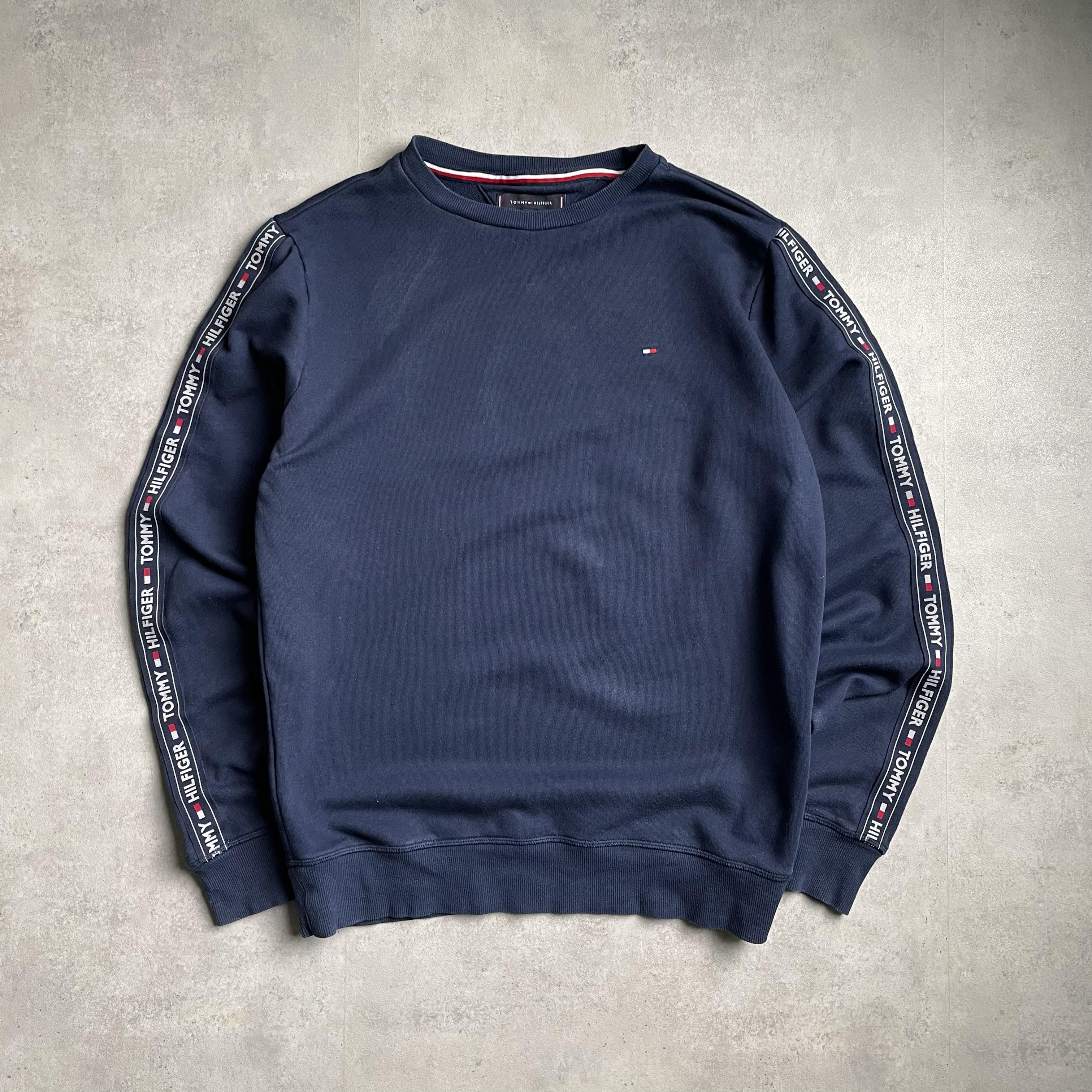 Tommy Hilfiger sötétkék tape crewneck