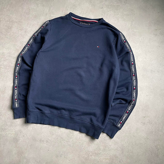 Tommy Hilfiger sötétkék tape crewneck