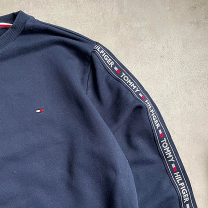 Tommy Hilfiger sötétkék tape crewneck