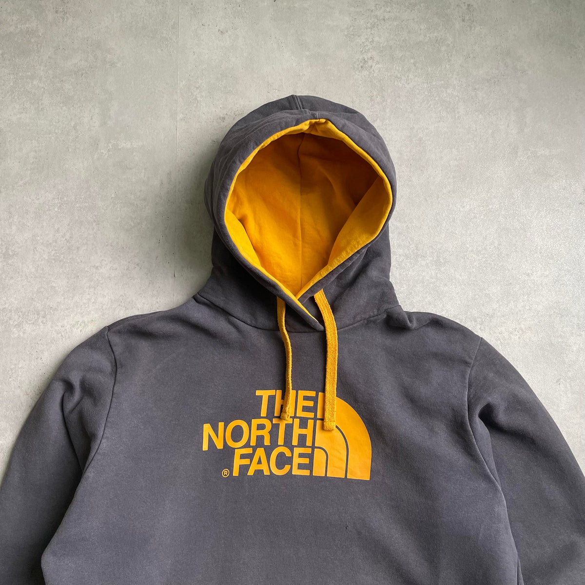 The North Face szürke big logo hoodie