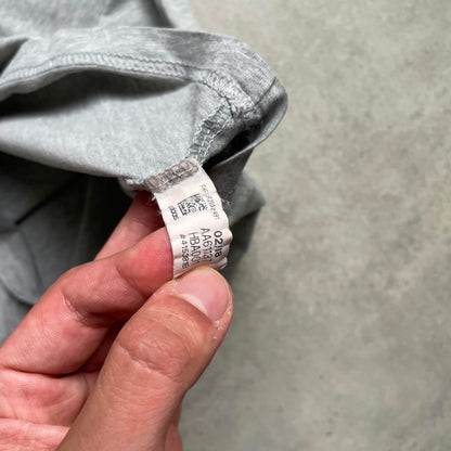 Adidas szürke graphic póló